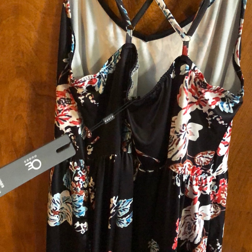 Maxi - Picture 4 of 4